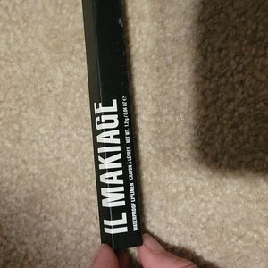 IL MAKIAGE waterproof lip liner